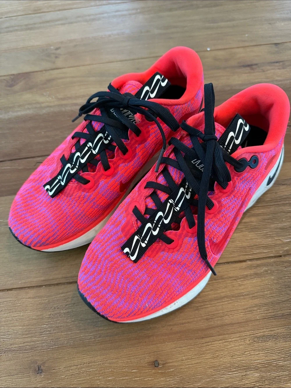 Nike Women's Running Shoes in Bright Pink and Purple Knit size 8